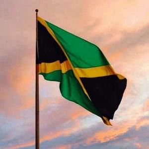 Meet your Posher, Aisha